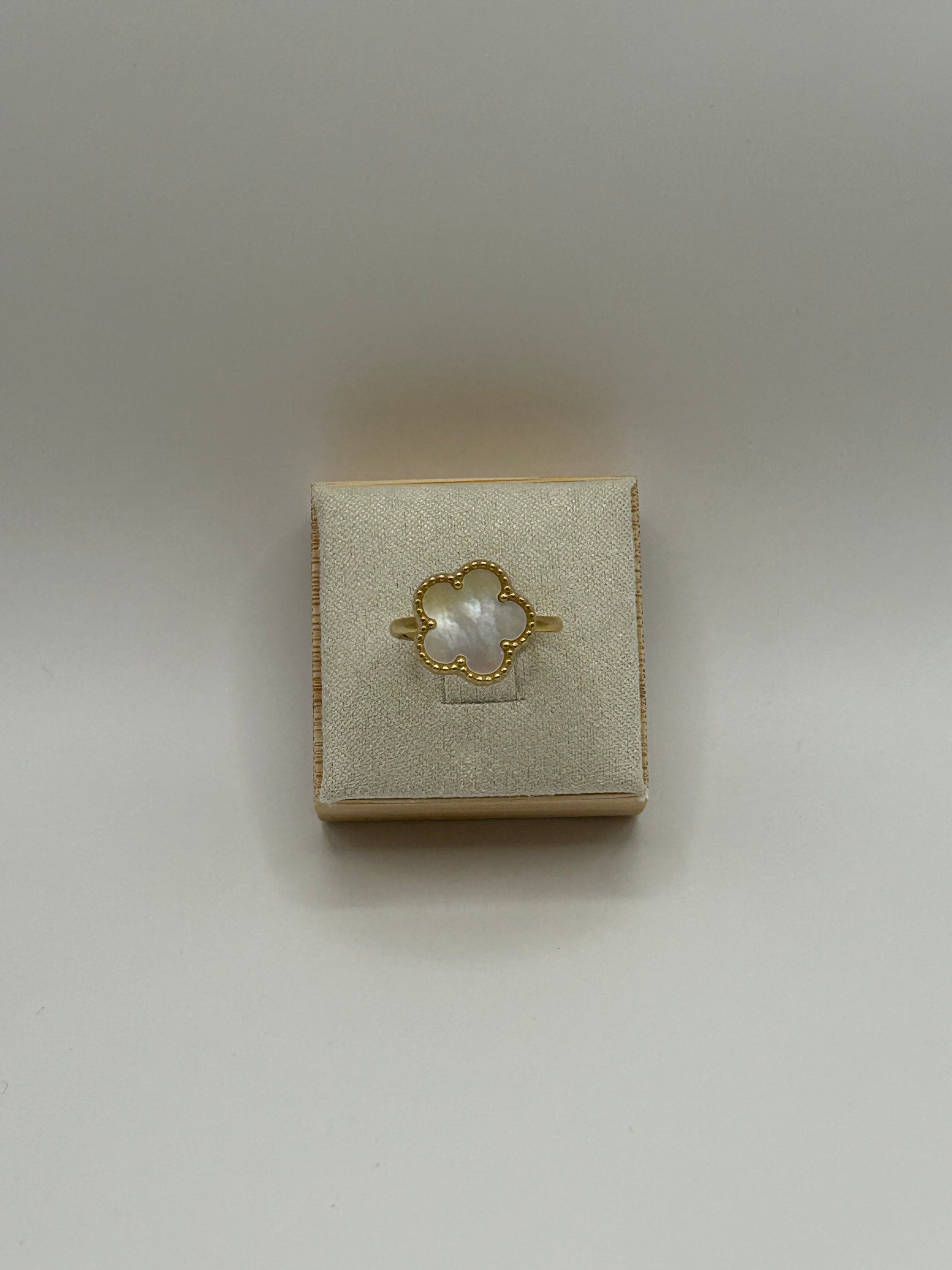 CHANCE | bague trèfle en acier inoxydable