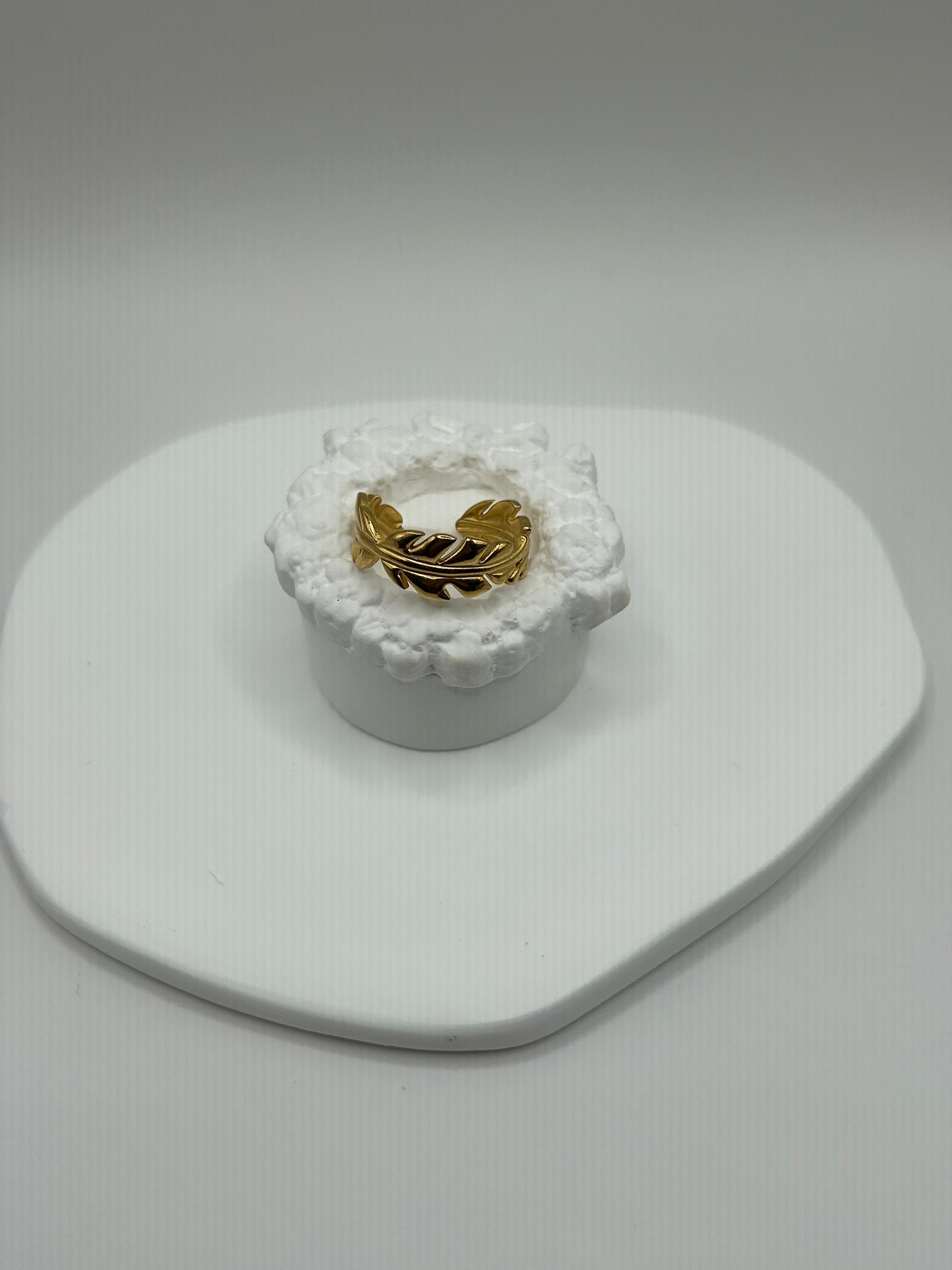 ATHÉNA | bague feuille en acier inoxydable