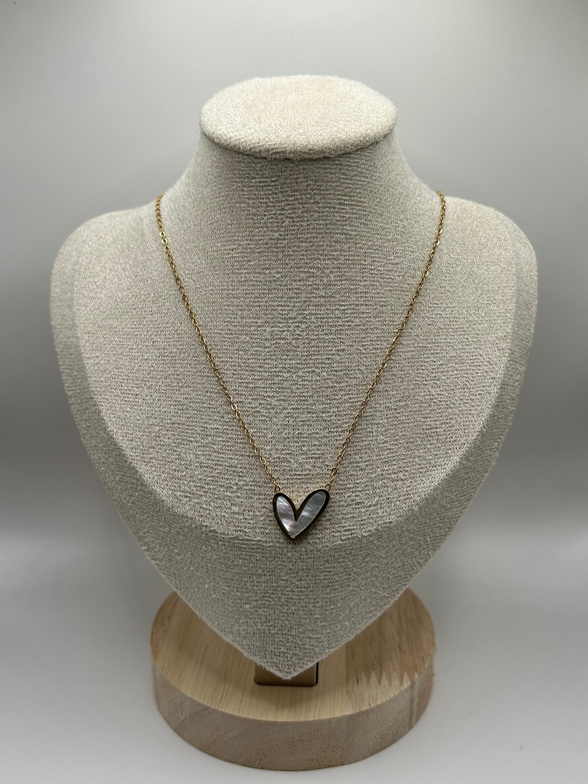CÉLESTE  | collier cœur en acier inoxydable