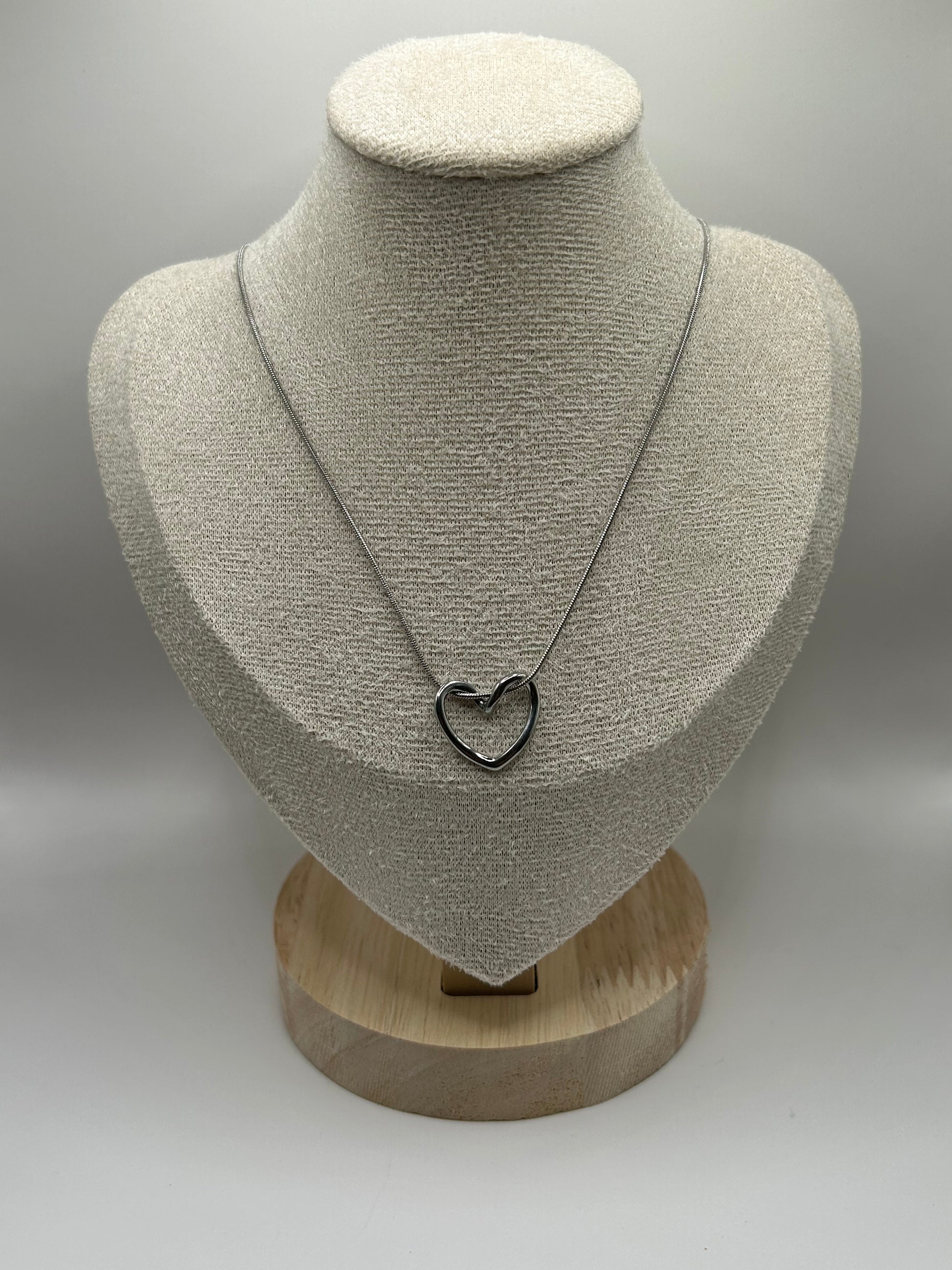 BIANCA | collier cœur en acier inoxydable